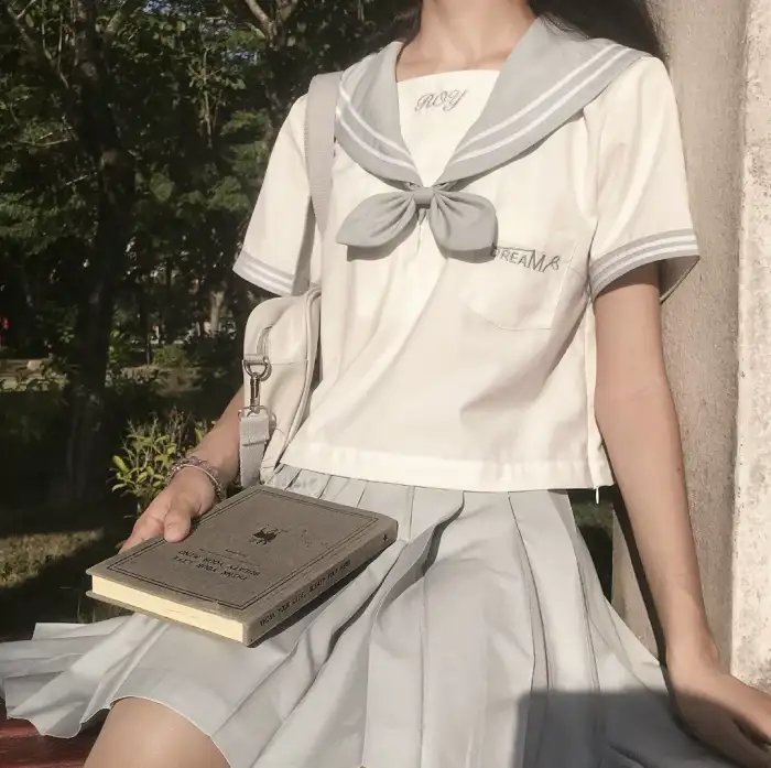 草裙舞女孩